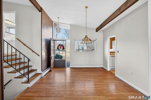 33 Briarwood Drive, Old Saybrook, CT 06475