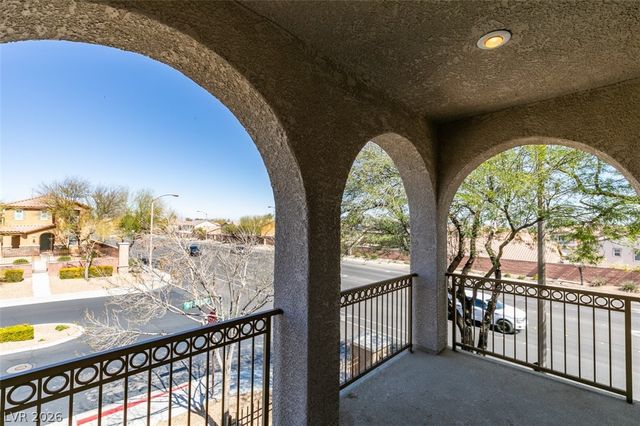 8607 Rowland Bluff Avenue, Las Vegas, NV 89178