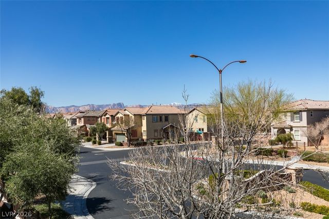 8607 Rowland Bluff Avenue, Las Vegas, NV 89178