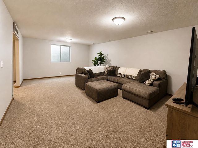 1631 Torreys Drive, Lincoln, NE 68521
