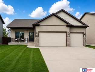 1631 Torreys Drive, Lincoln, NE 68521