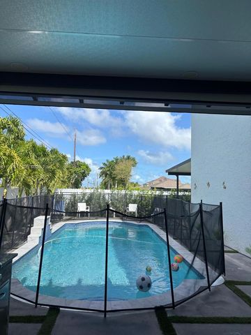 12219 SW 249th St, Homestead, FL 33032