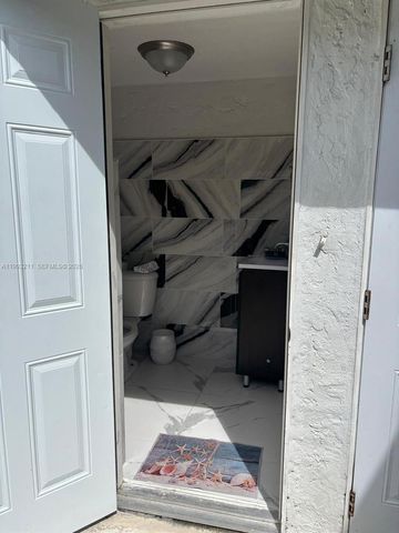 12219 SW 249th St, Homestead, FL 33032