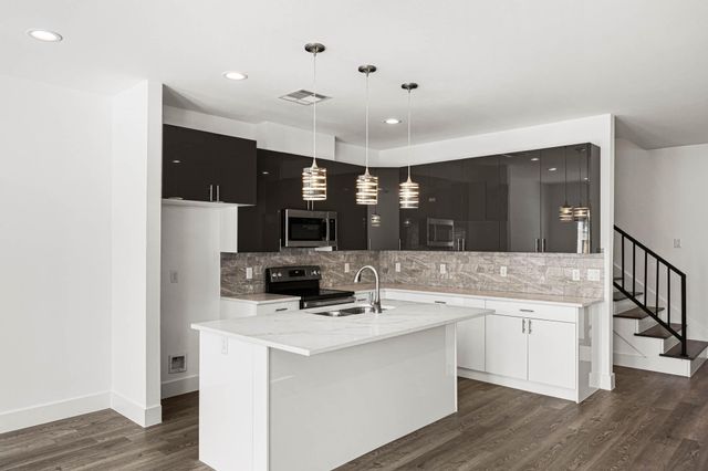 4512 Noble Street, Houston, TX 77020