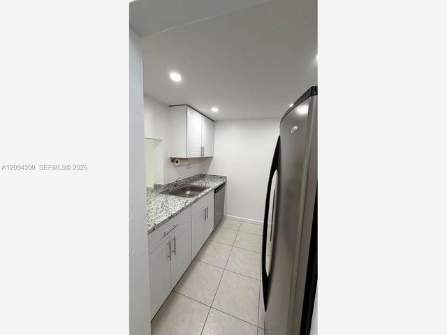 8315 SW 72nd Avenue 104B, Miami, FL 33143