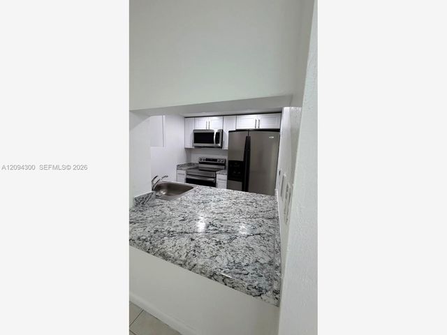 8315 SW 72nd Avenue 104B, Miami, FL 33143