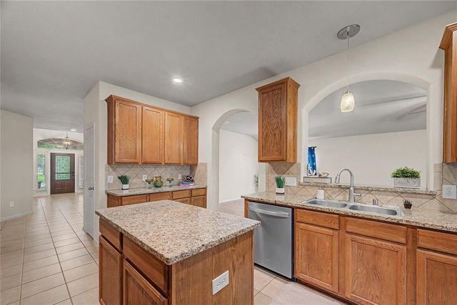 6097 Well Brook Lane, League City, TX 77573