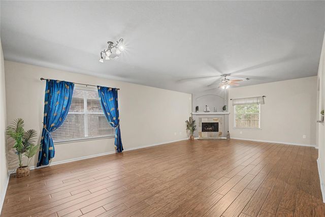 6097 Well Brook Lane, League City, TX 77573