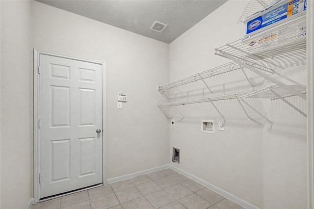 6097 Well Brook Lane, League City, TX 77573