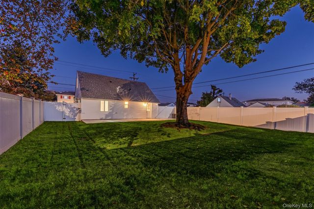 234 Division Avenue, Massapequa, NY 11758