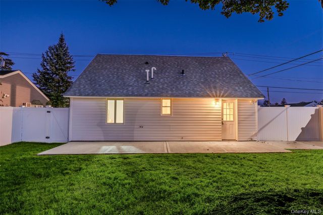 234 Division Avenue, Massapequa, NY 11758
