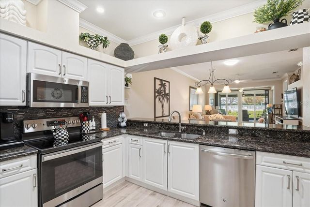 6911 STONEYWALK COURT, Bradenton, FL 34203