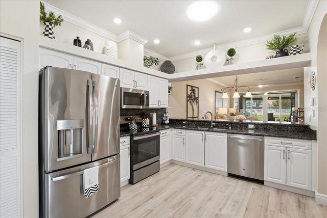 6911 STONEYWALK COURT, Bradenton, FL 34203