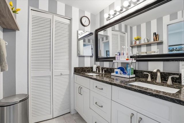 6911 STONEYWALK COURT, Bradenton, FL 34203