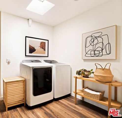 1906 W Victory Boulevard 9, Burbank, CA 91506