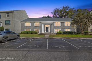 4315 PLAZA GATE Lane, 102, Jacksonville, FL 32217