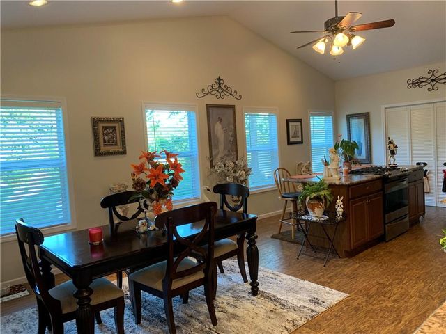 8005 S Buckner Tarsney Road, Oak Grove, MO 64075