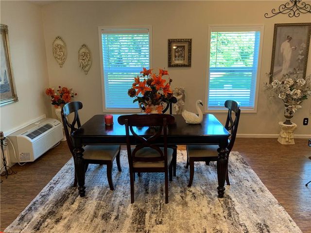 8005 S Buckner Tarsney Road, Oak Grove, MO 64075