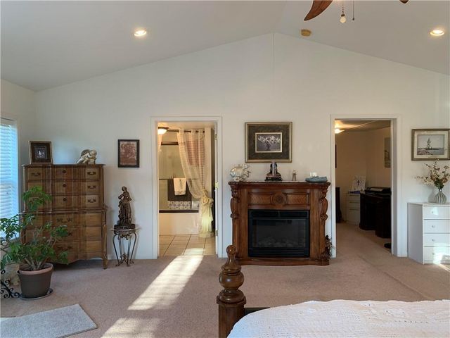 8005 S Buckner Tarsney Road, Oak Grove, MO 64075