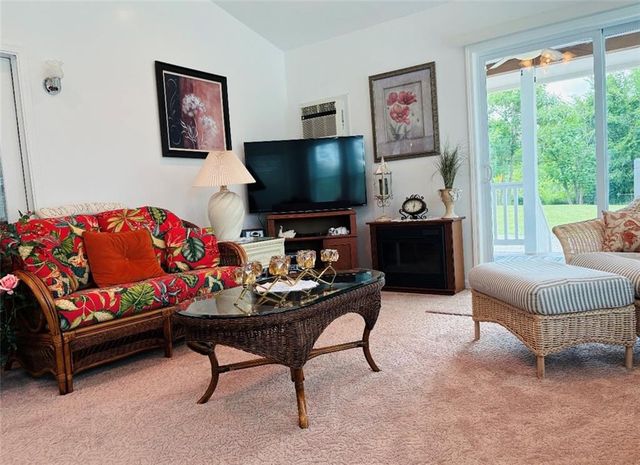 8005 S Buckner Tarsney Road, Oak Grove, MO 64075