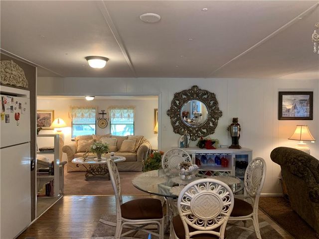 8005 S Buckner Tarsney Road, Oak Grove, MO 64075