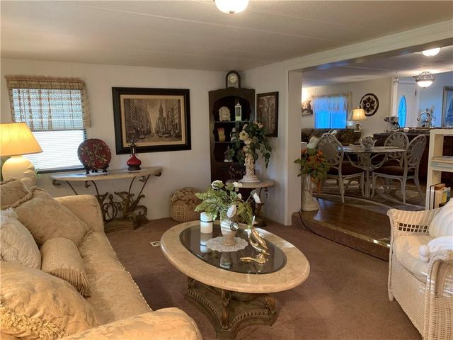 8005 S Buckner Tarsney Road, Oak Grove, MO 64075