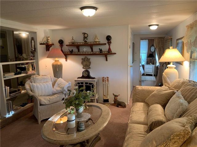 8005 S Buckner Tarsney Road, Oak Grove, MO 64075