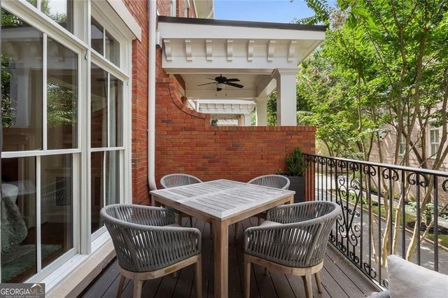 206 Montag Circle NE, Atlanta, GA 30307