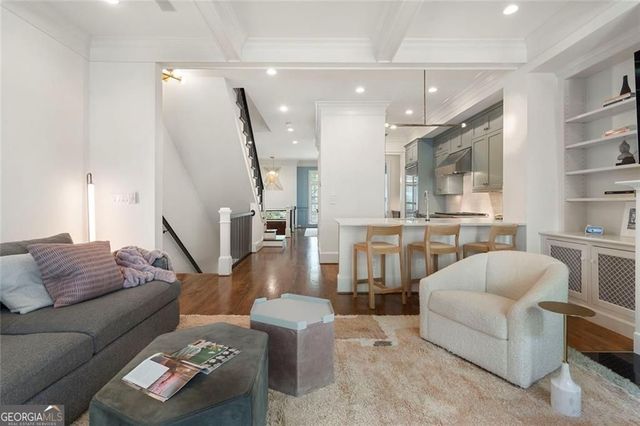 206 Montag Circle NE, Atlanta, GA 30307