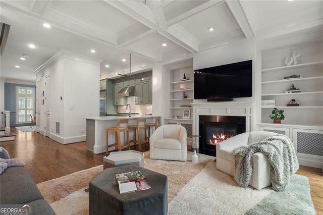 206 Montag Circle NE, Atlanta, GA 30307