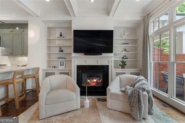 206 Montag Circle NE, Atlanta, GA 30307