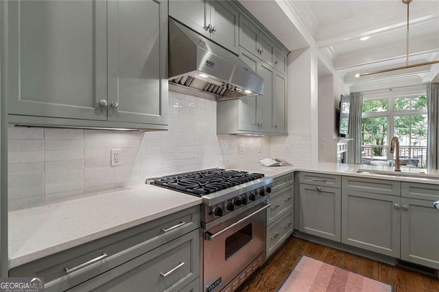 206 Montag Circle NE, Atlanta, GA 30307