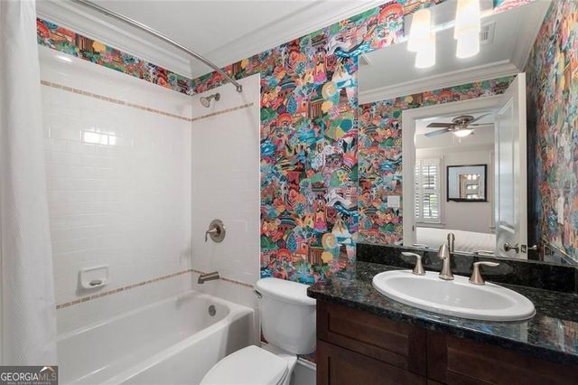 206 Montag Circle NE, Atlanta, GA 30307