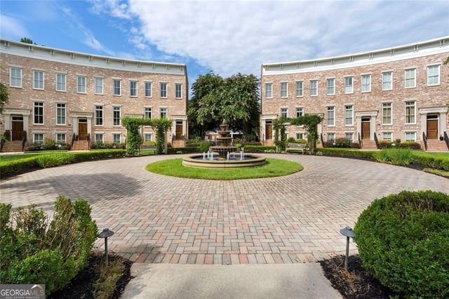 206 Montag Circle NE, Atlanta, GA 30307