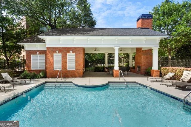 206 Montag Circle NE, Atlanta, GA 30307