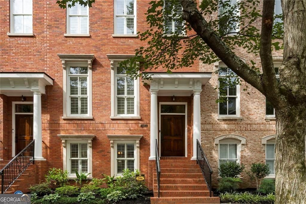 206 Montag Circle NE, Atlanta, GA 30307