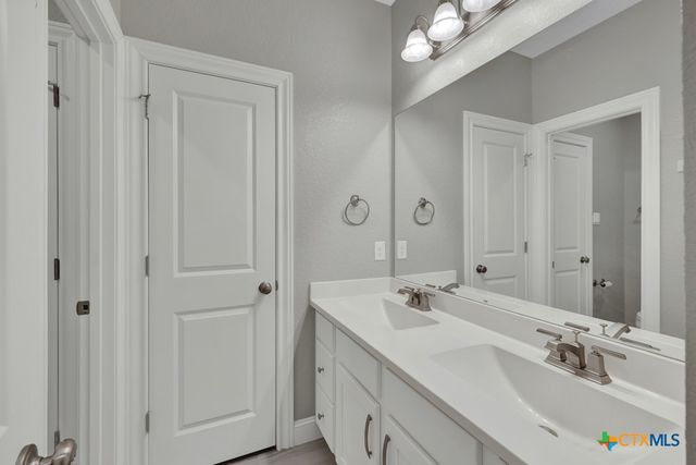 1404 Pioneer Drive, New Braunfels, TX 78132