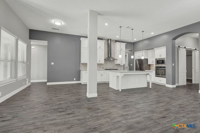 1404 Pioneer Drive, New Braunfels, TX 78132