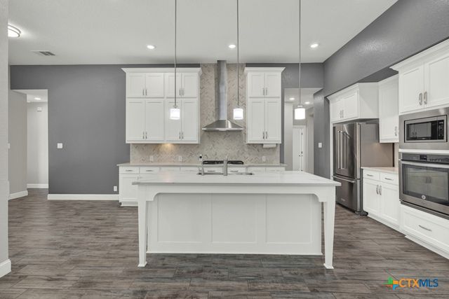 1404 Pioneer Drive, New Braunfels, TX 78132