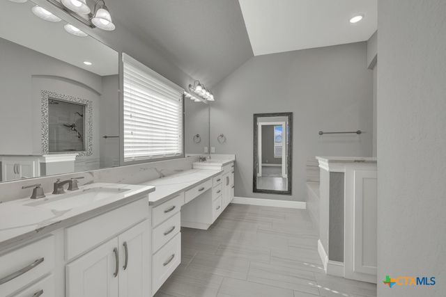 1404 Pioneer Drive, New Braunfels, TX 78132