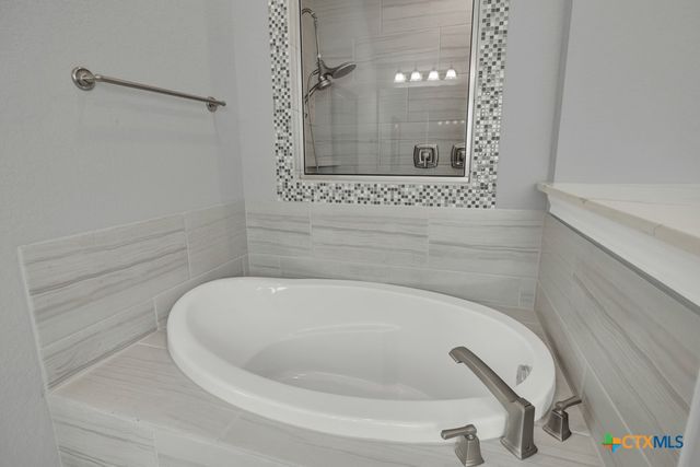 1404 Pioneer Drive, New Braunfels, TX 78132