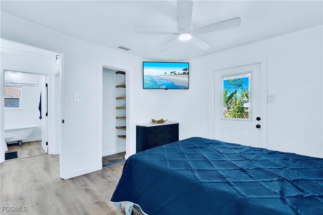 448 Santa Cruz ST, North Fort Myers, FL 33903