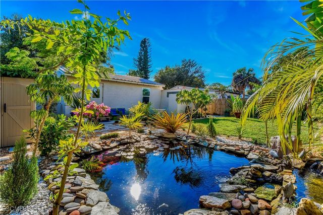 448 Santa Cruz ST, North Fort Myers, FL 33903