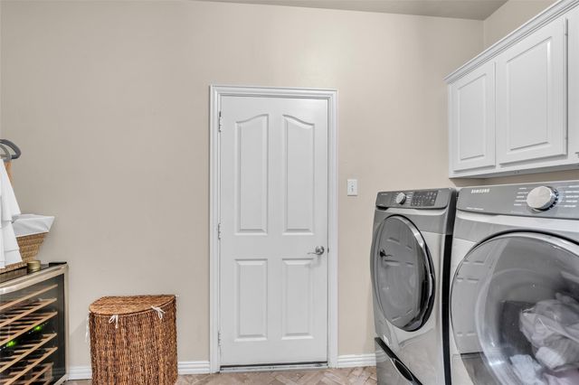 8973 Fallsbrook Court, Conroe, TX 77302