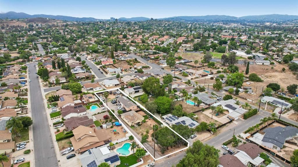 1935 Miller, Escondido, CA 92025