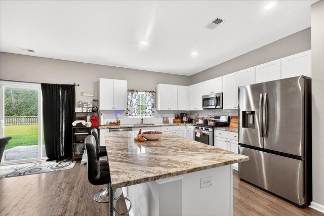 471 Spanish Wells Road, Summerville, SC 29486