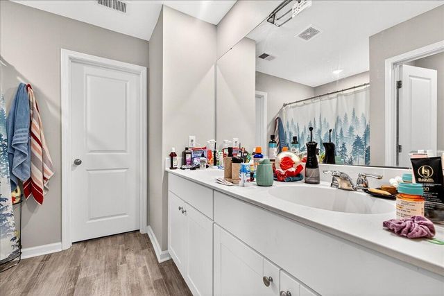 471 Spanish Wells Road, Summerville, SC 29486