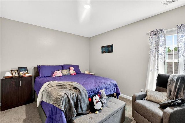 471 Spanish Wells Road, Summerville, SC 29486