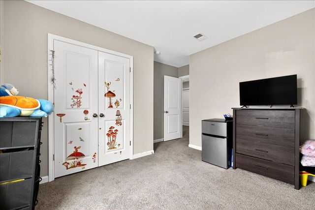 471 Spanish Wells Road, Summerville, SC 29486