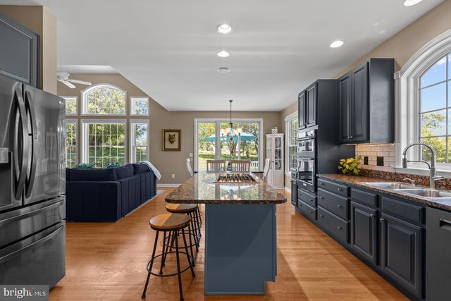 115 TURNBERRY DR, Avondale, PA 19311